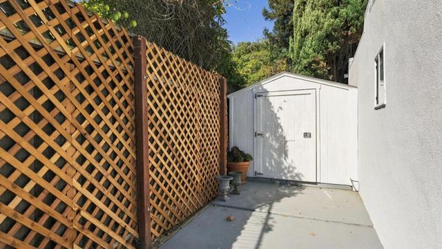1425 California Drive, Burlingame, CA 94010