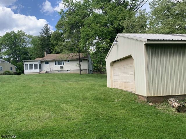617 Foothill Rd, Bridgewater Twp., NJ 08807