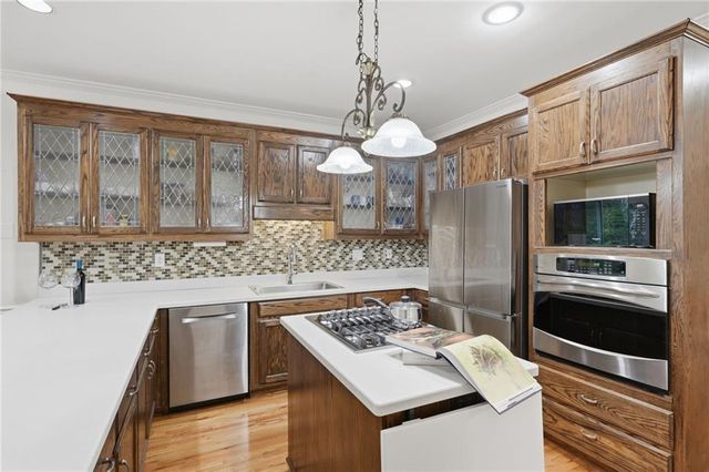 5215 Overbend Trail, Suwanee, GA 30024