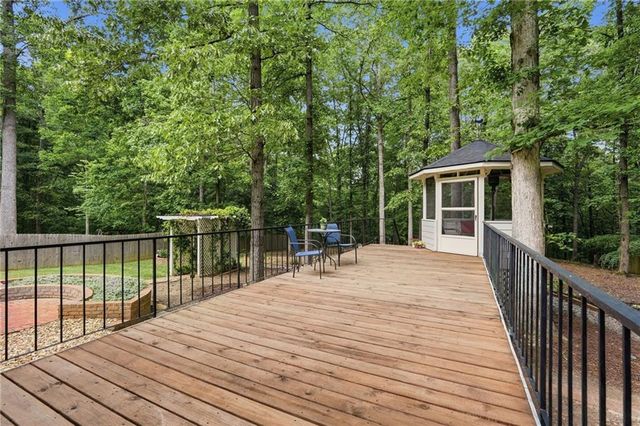 5215 Overbend Trail, Suwanee, GA 30024