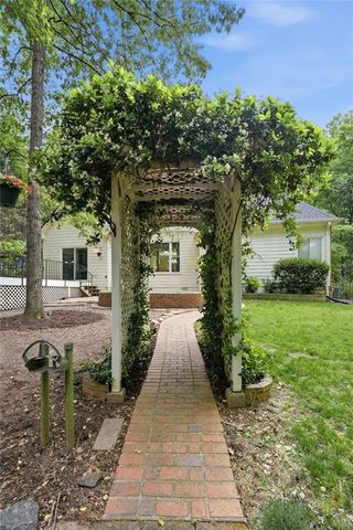 5215 Overbend Trail, Suwanee, GA 30024