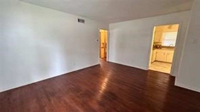 3527 S Ewing Avenue, Dallas, TX 75216