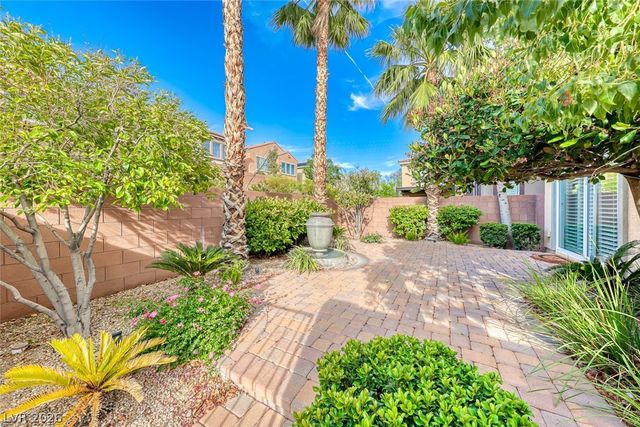 11248 CORSICA MIST Avenue, Las Vegas, NV 89135