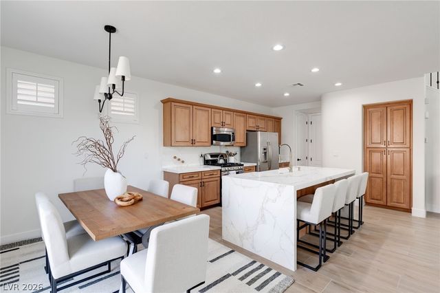 11248 CORSICA MIST Avenue, Las Vegas, NV 89135