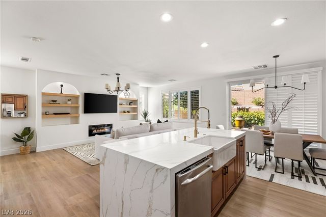11248 CORSICA MIST Avenue, Las Vegas, NV 89135