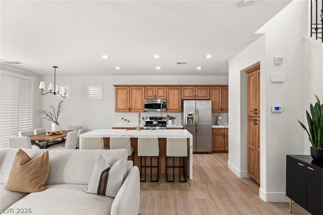 11248 CORSICA MIST Avenue, Las Vegas, NV 89135