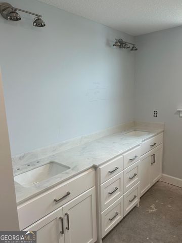 709 Adams Street, Darien, GA 31305