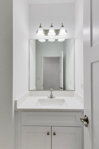 1234 Gillespie Lane 1234, Yorkville, IL 60560