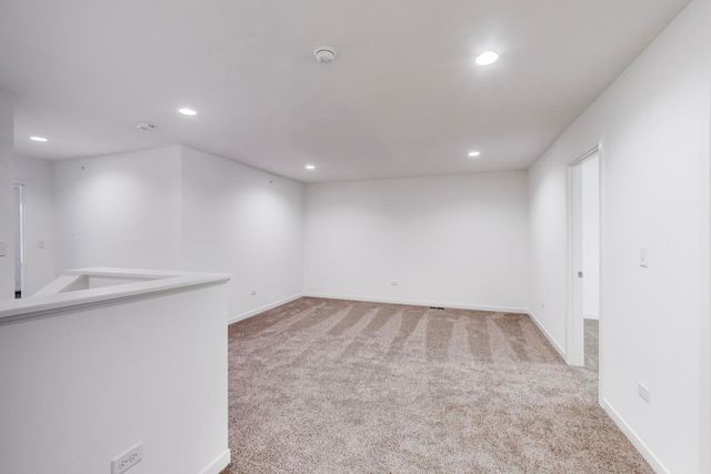 1234 Gillespie Lane 1234, Yorkville, IL 60560