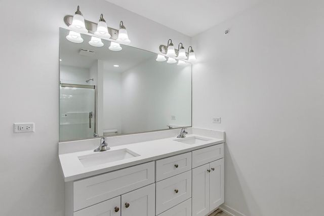 1234 Gillespie Lane 1234, Yorkville, IL 60560