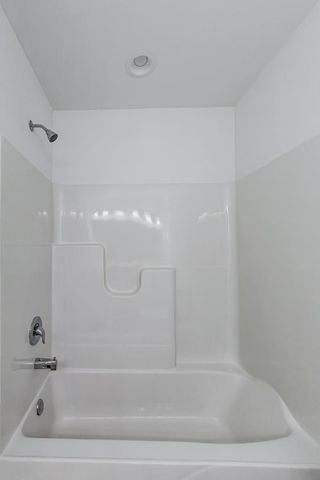 1234 Gillespie Lane 1234, Yorkville, IL 60560