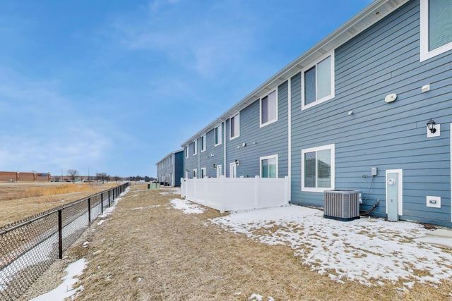 1234 Gillespie Lane 1234, Yorkville, IL 60560