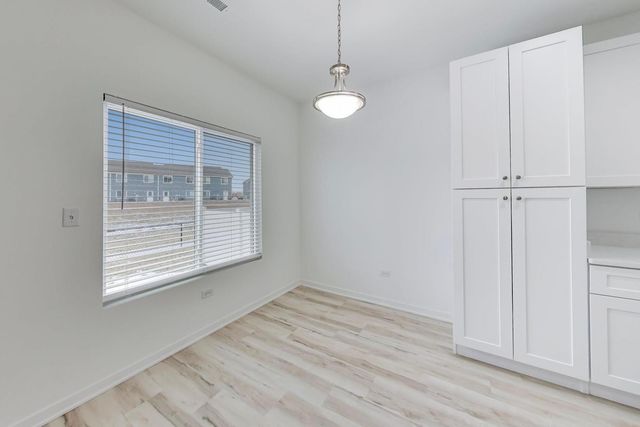 1234 Gillespie Lane 1234, Yorkville, IL 60560