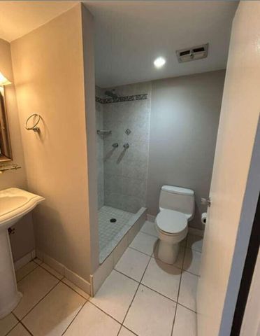 4501 NE 21ST Avenue 212, Fort Lauderdale, FL 33308