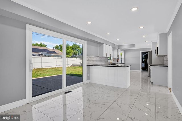21 GARNER LN, Willingboro, NJ 08046