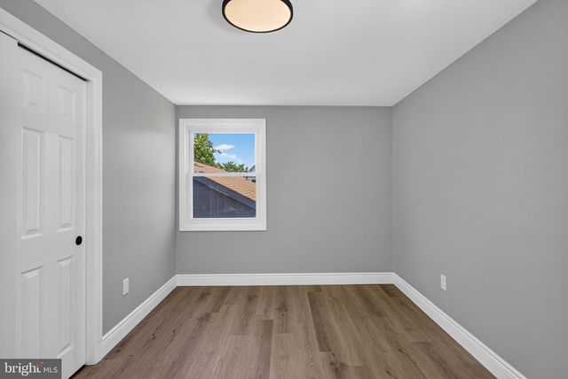 21 GARNER LN, Willingboro, NJ 08046