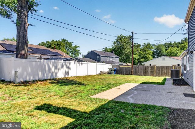 21 GARNER LN, Willingboro, NJ 08046
