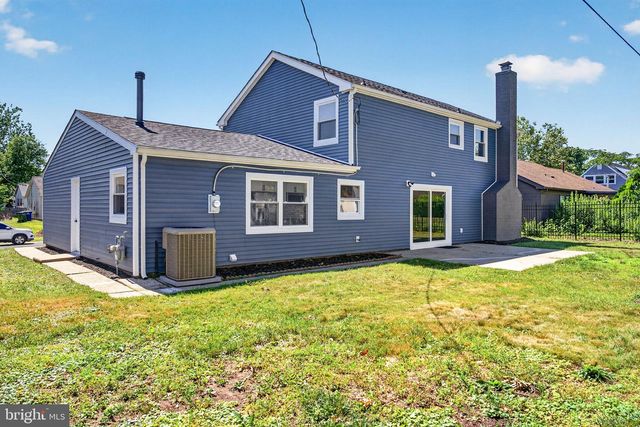 21 GARNER LN, Willingboro, NJ 08046