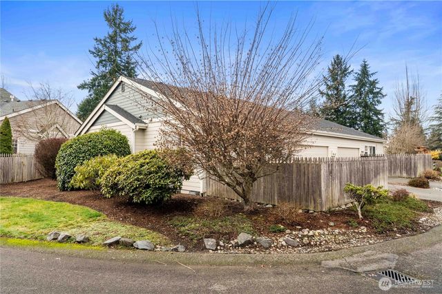 1470 Heath Ct, Dupont, WA 98327