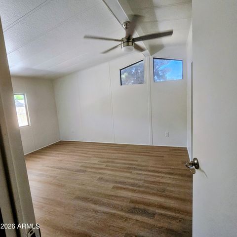 18028 N 3RD Place N, Phoenix, AZ 85022