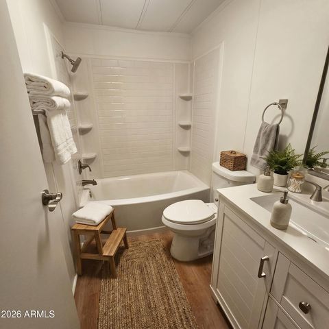 18028 N 3RD Place N, Phoenix, AZ 85022