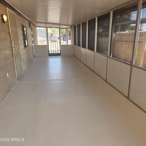 18028 N 3RD Place N, Phoenix, AZ 85022