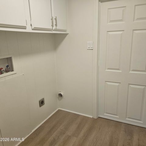 18028 N 3RD Place N, Phoenix, AZ 85022