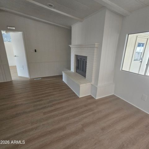 18028 N 3RD Place N, Phoenix, AZ 85022