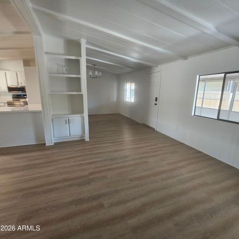 18028 N 3RD Place N, Phoenix, AZ 85022