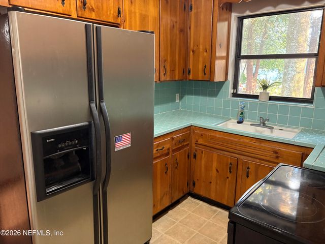 5914 MEADOW Lane, Jacksonville, FL 32277