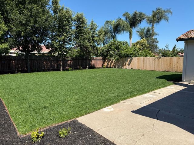 8243 Onyx Ct, Stockton, CA 95210