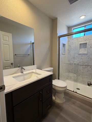 8243 Onyx Ct, Stockton, CA 95210
