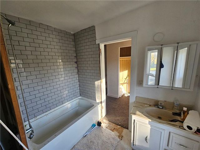 13818 11th Street, Osseo, WI 54728