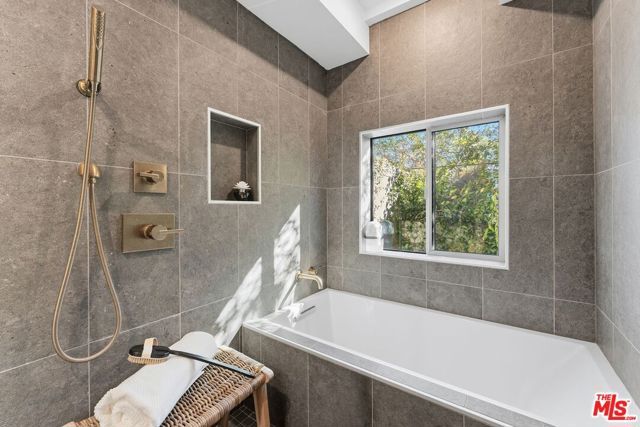 1244 14th Street Unit D, Santa Monica, CA 90404