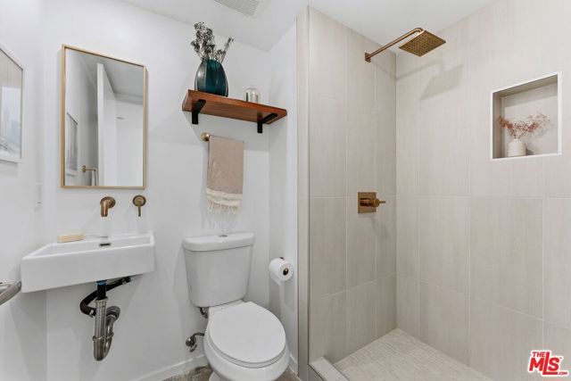 1244 14th Street Unit D, Santa Monica, CA 90404