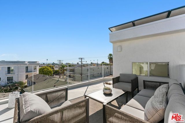 1244 14th Street Unit D, Santa Monica, CA 90404