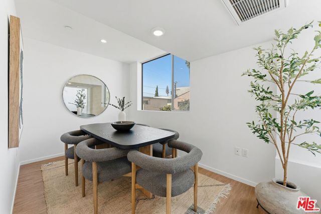 1244 14th Street Unit D, Santa Monica, CA 90404