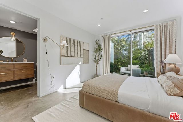 1244 14th Street Unit D, Santa Monica, CA 90404