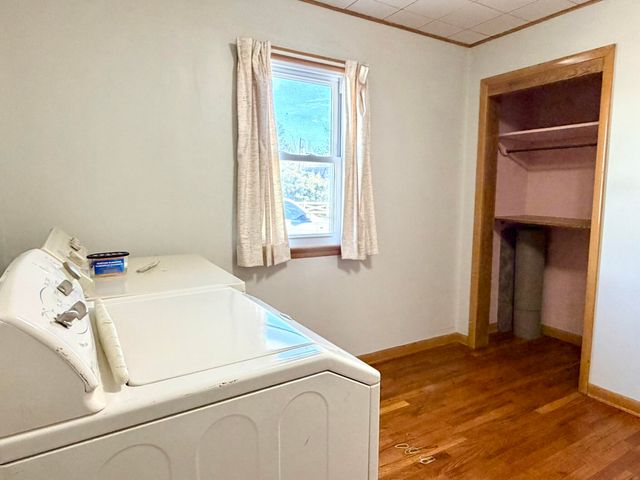 23492 Lawrence 1090, Monett, MO 65708