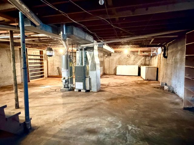 23492 Lawrence 1090, Monett, MO 65708