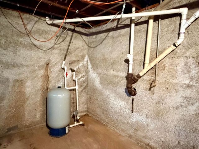 23492 Lawrence 1090, Monett, MO 65708