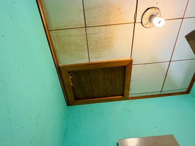 23492 Lawrence 1090, Monett, MO 65708