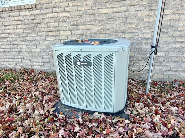 23492 Lawrence 1090, Monett, MO 65708