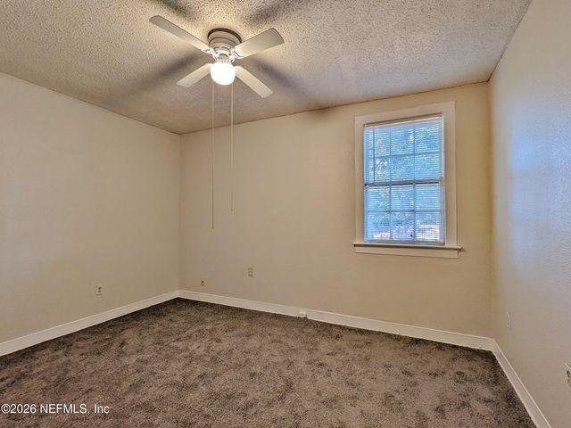 5454 TIMUQUANA Road, Jacksonville, FL 32210