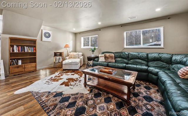 9643 Andersonville Road, Clarkston, MI 48346