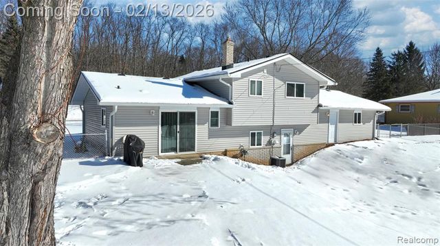 9643 Andersonville Road, Clarkston, MI 48346