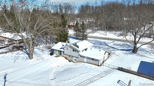 9643 Andersonville Road, Clarkston, MI 48346