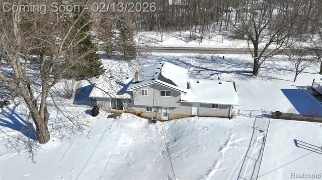 9643 Andersonville Road, Clarkston, MI 48346