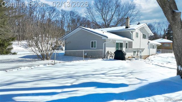 9643 Andersonville Road, Clarkston, MI 48346