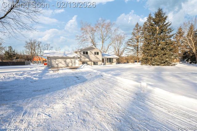9643 Andersonville Road, Clarkston, MI 48346